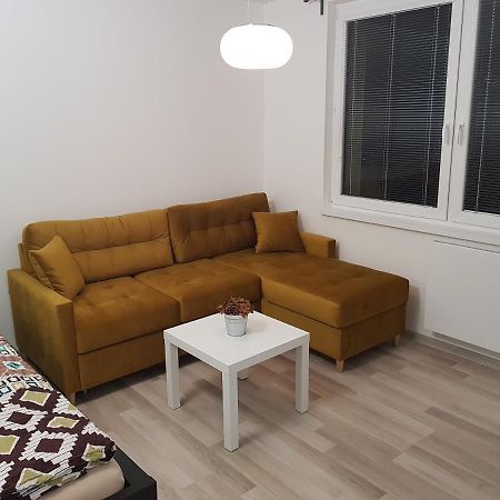 1+1 Znojmo Apartment Exterior foto